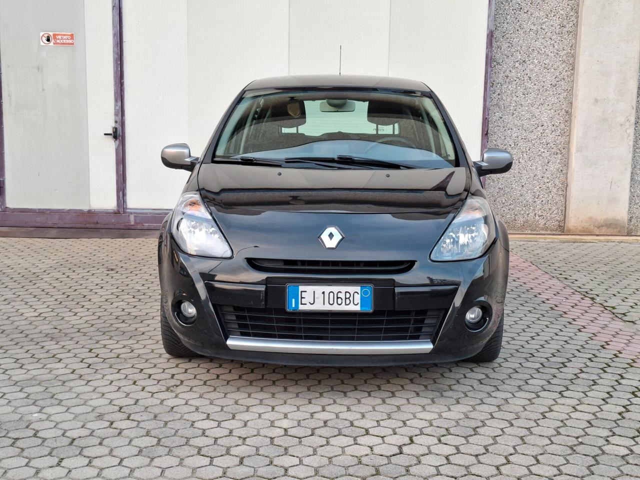 Renault Clio 1.6 16v Dynamique 20th *AUTOMATICA*
