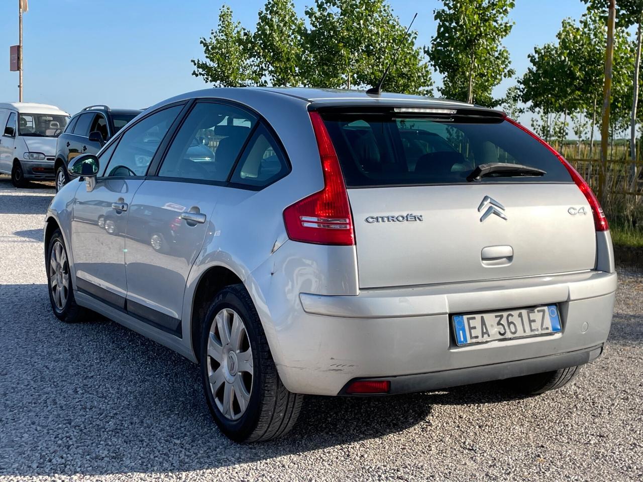 Citroen C4 1.4 16V VTR