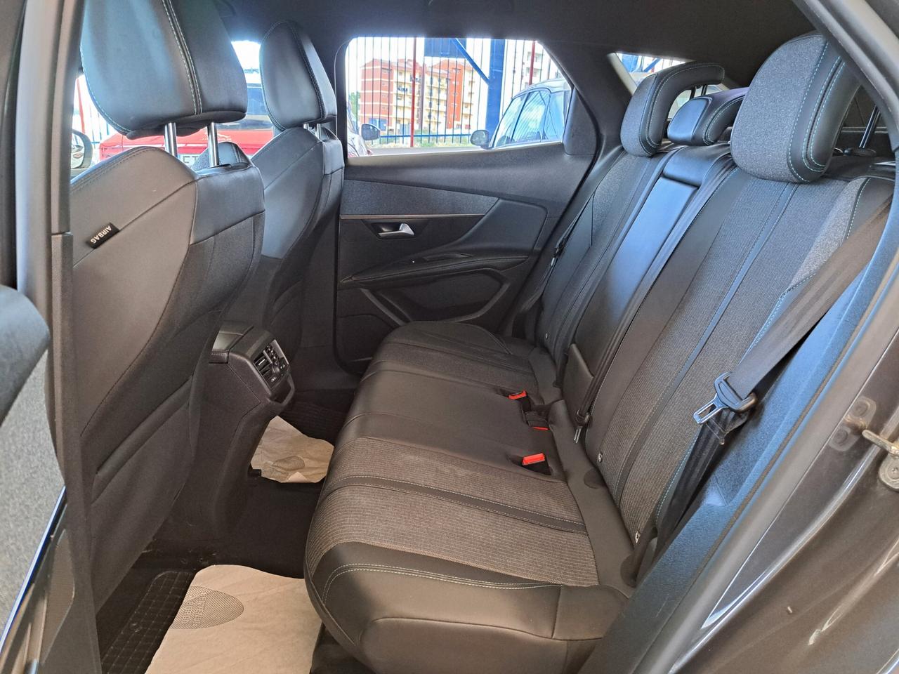 Peugeot 3008 1.5 BlueHDi 130CV S&S Active Pack