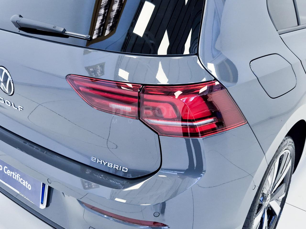 Volkswagen Golf 1.5 tsi ehybrid life 204cv dsg