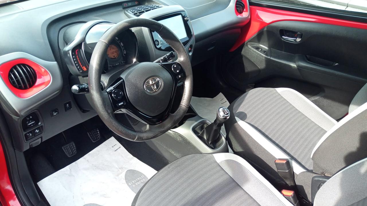 Toyota Aygo 1.0 VVT-i 72 CV 5 porte x-play