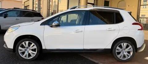 Peugeot 2008 1.6 VTi 120CV Allure