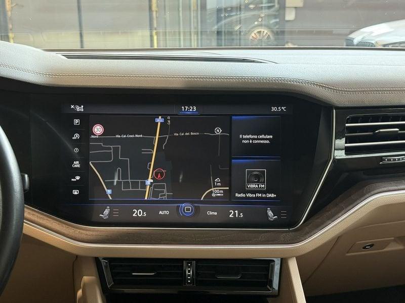 Volkswagen Touareg 3.0 V6 TDI SCR Atmosphere