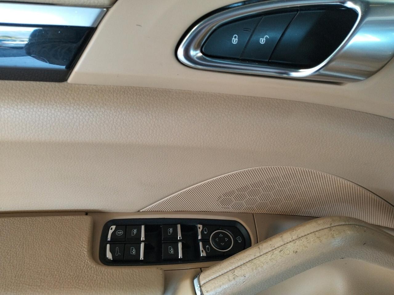 Porsche Cayenne 3.0 tiptronic