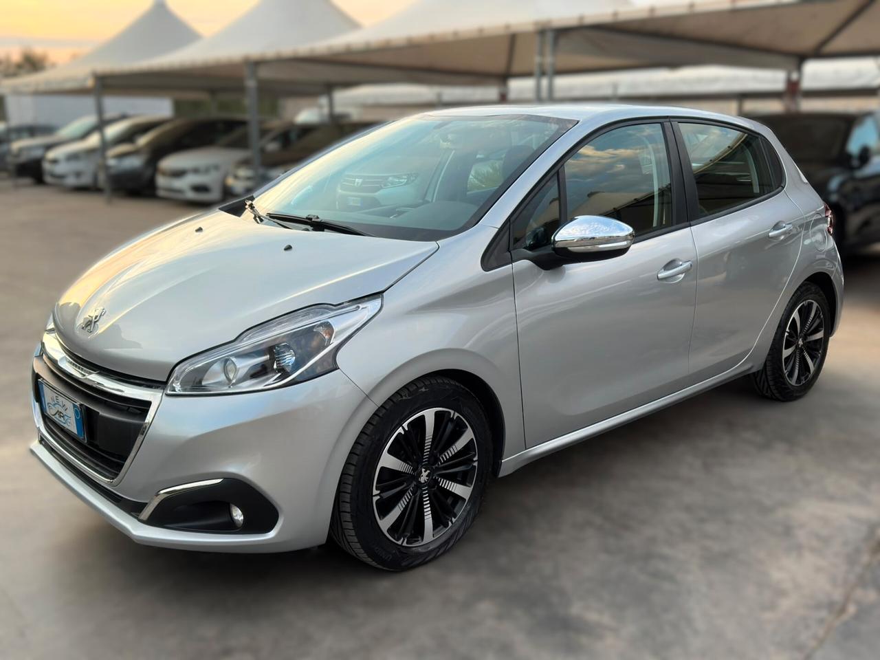 Peugeot 208 1.6 HDi 75 CV 05/2018
