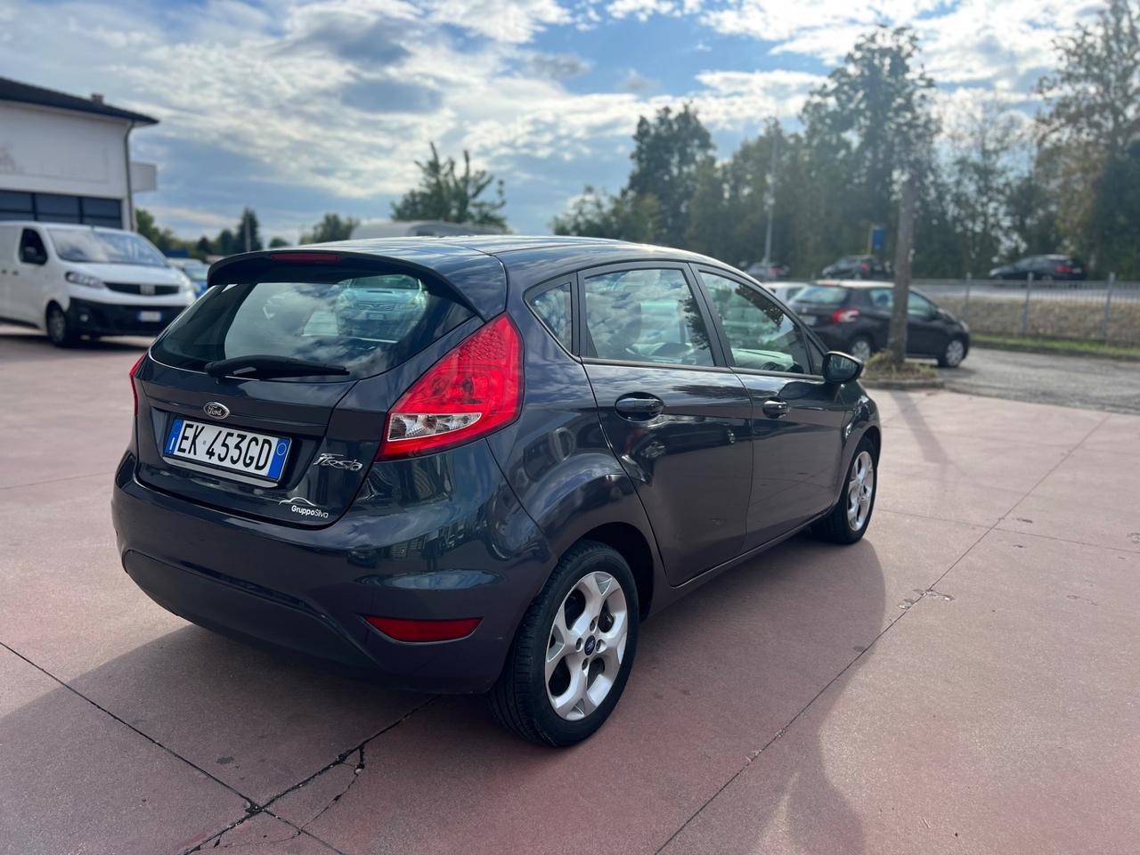 Ford Fiesta Ikon 1.2 16V 60CV 5p. Business