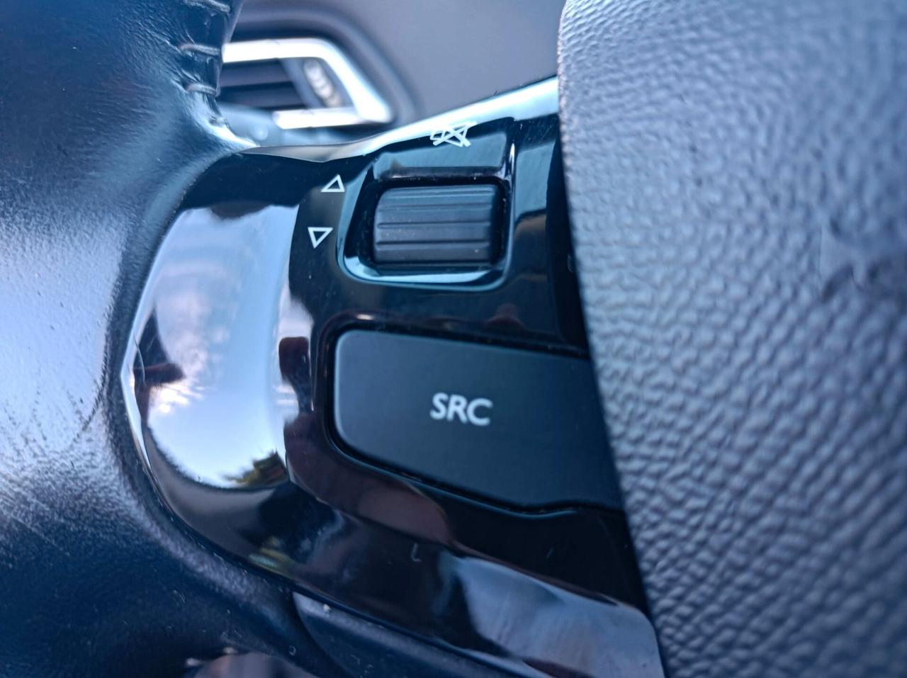 Peugeot 308 BlueHDi 130 S&S Active
