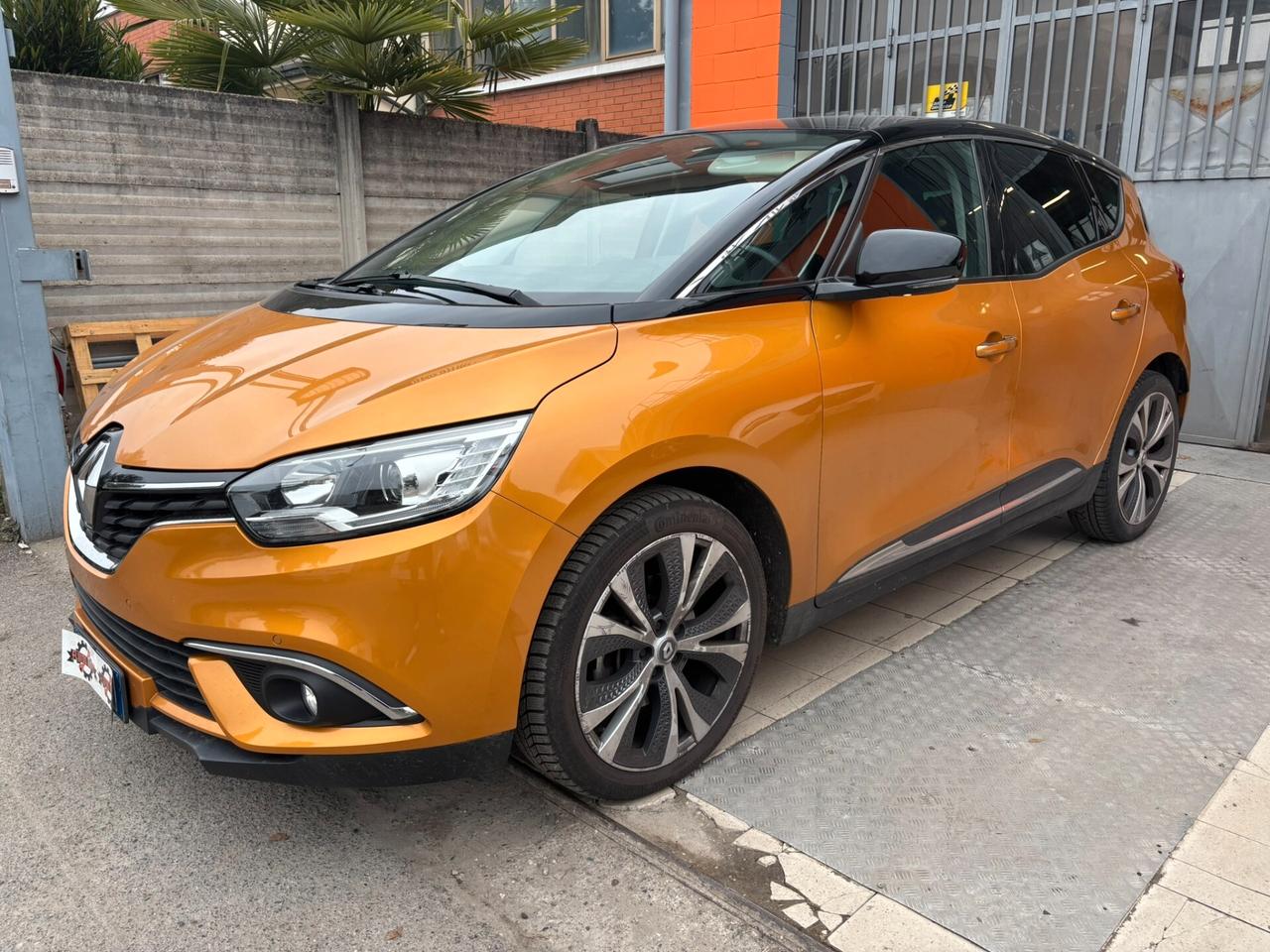 Renault Scenic Scénic dCi 8V 110 CV EDC Energy Bose