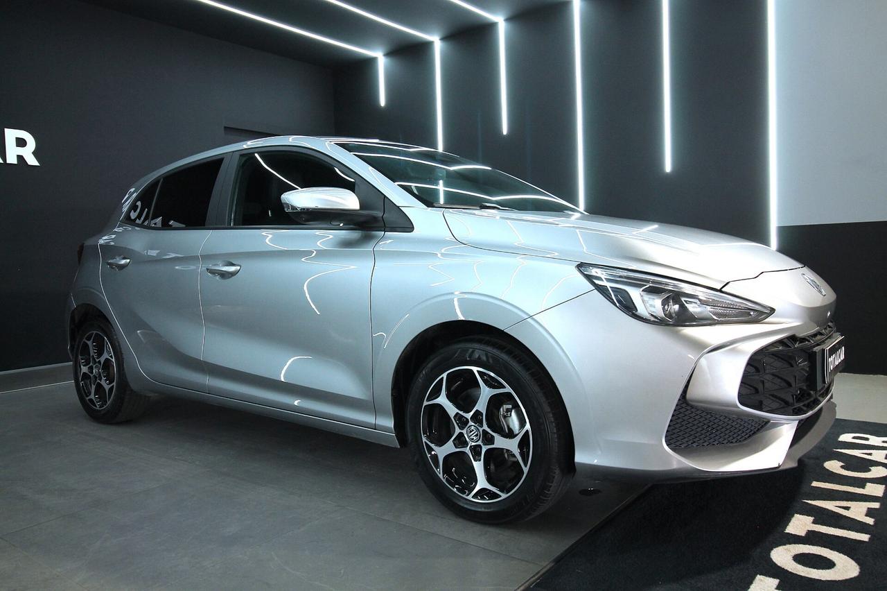 MG 3 1.5 102 CV HYBRID + LUXURY