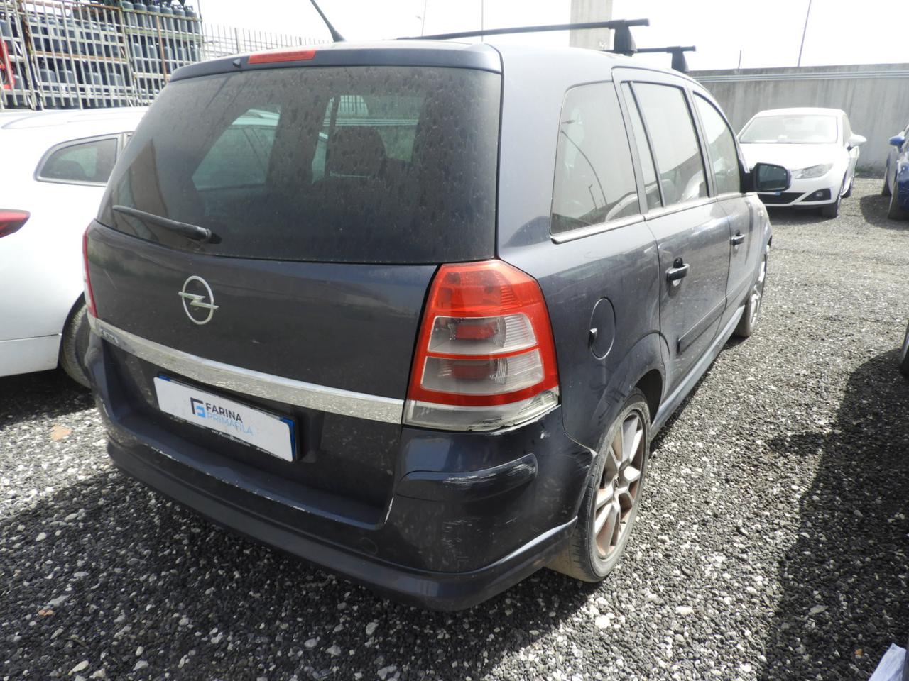 OPEL Zafira II 2005 - Zafira 1.8 Cosmo 140cv