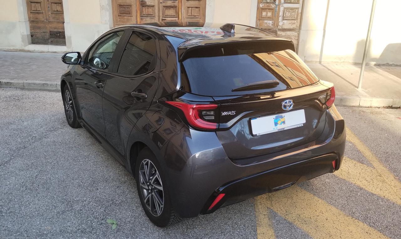 Toyota Yaris 1.5 Hybrid 5 porte Lounge