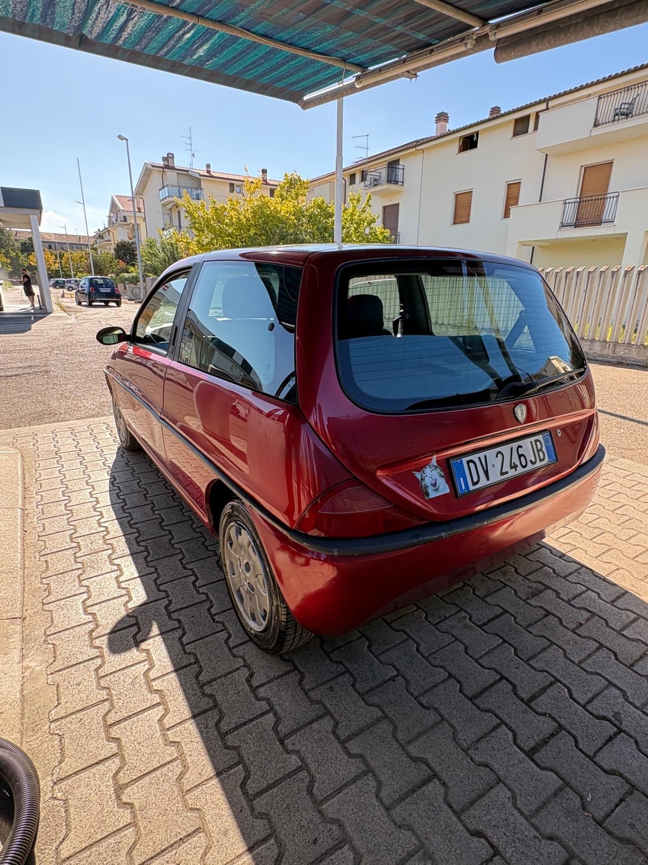 Lancia Y 1.2i cat LS