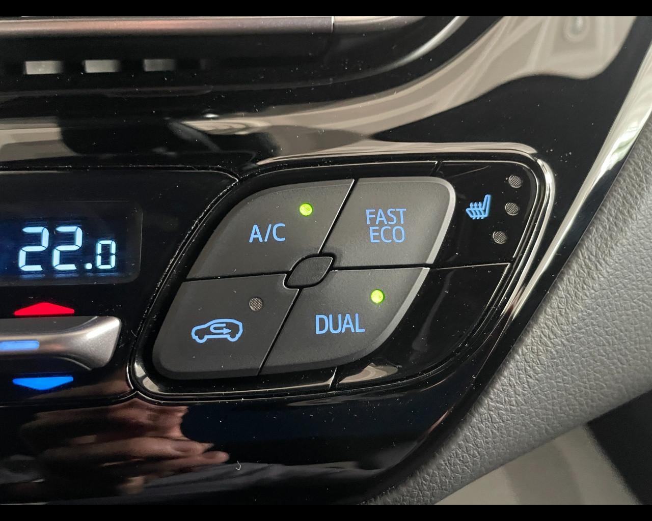 TOYOTA C-HR I - C-HR 1.8h Lounge 2wd e-cvt