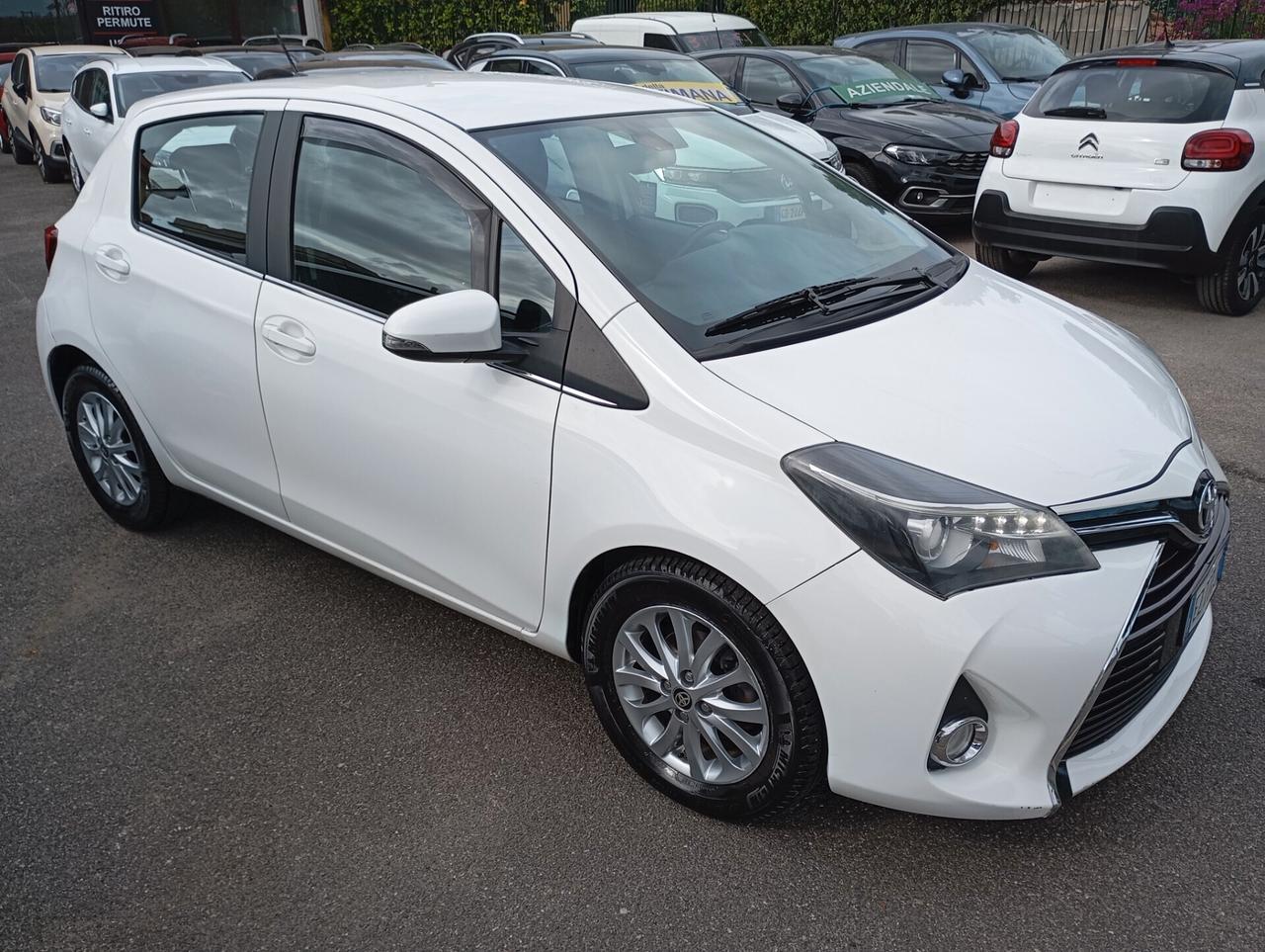 Toyota Yaris 5P 1.4 D-4D Lounge