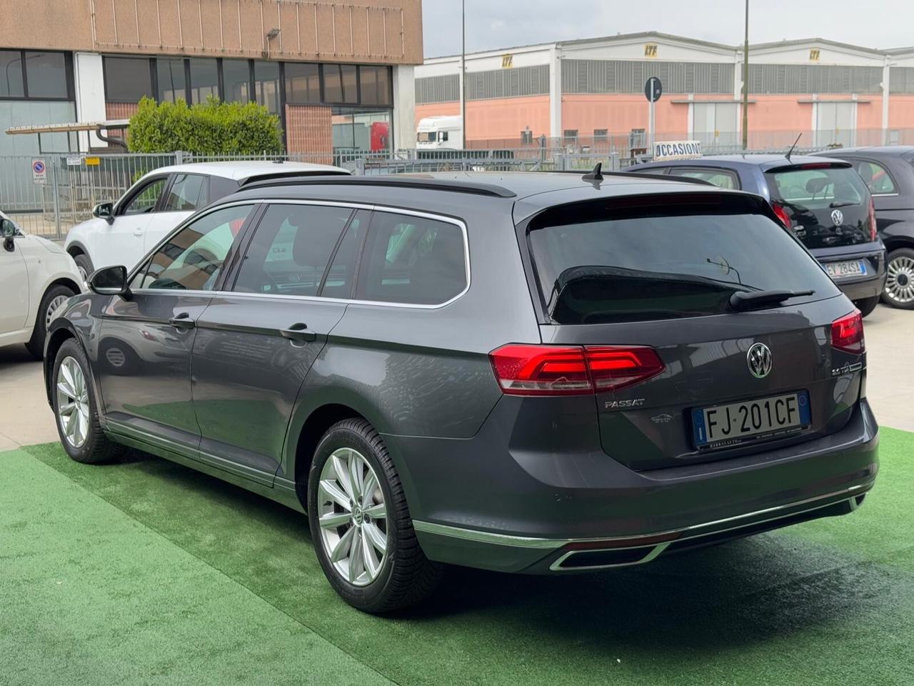 Volkswagen Passat Variant 2.0 TDI DSG Highline BlueMotion Technology