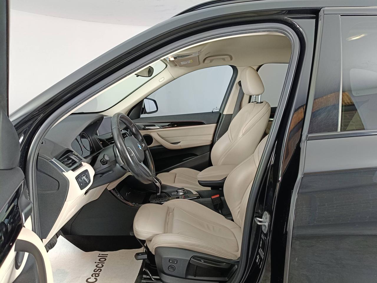BMW X1 F48 - X1 sdrive20d xLine