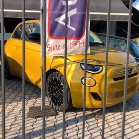 Fiat 500 1.0 Hybrid NUOVA UFFICIALE ITALIANA DA IMMATRICOLARE