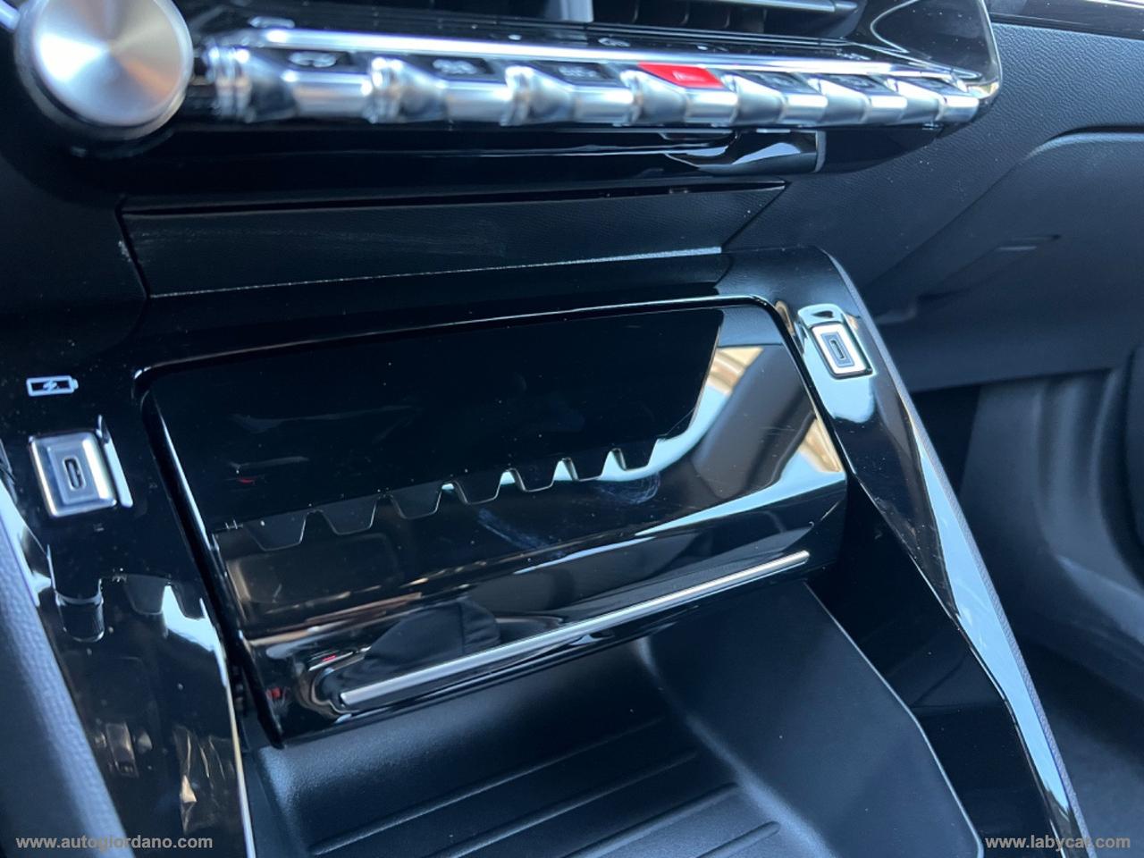 PEUGEOT 2008 PureTech 100 S&S Allure