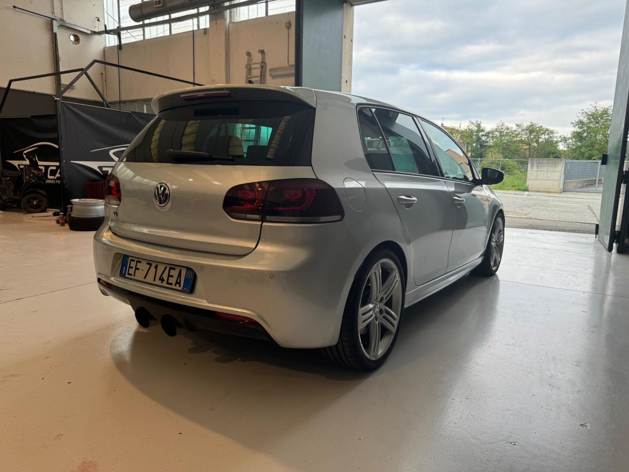 Volkswagen Golf 2.0 TSI 4mot. DSG 5p. R