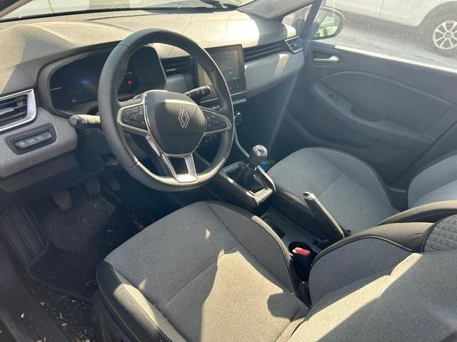Renault Clio TCe 90 CV 5 porte Evolution sinistrata incdentata 025