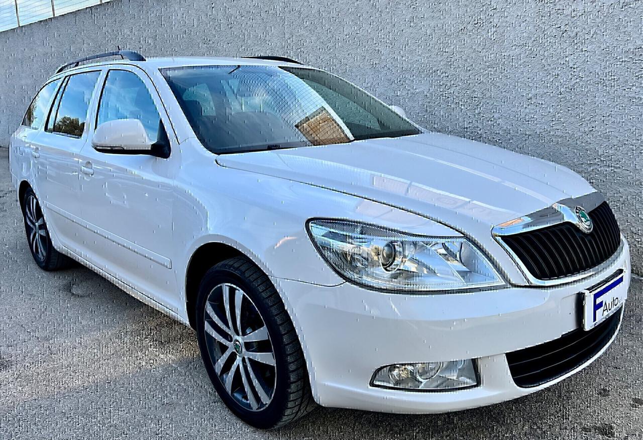 Skoda Octavia 1.6 TDI CR F.AP. Wagon Elegance