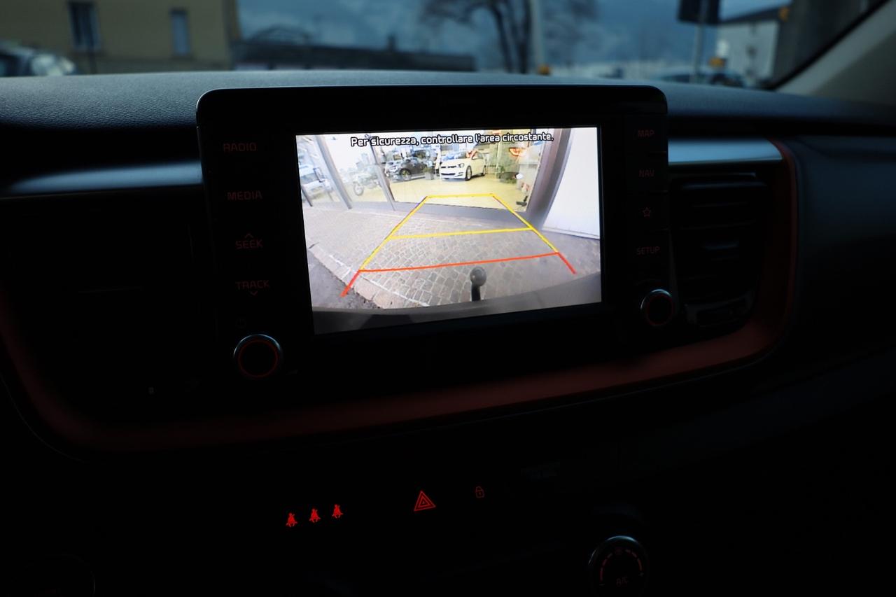 KIA STONIC ENERGY 1.6 110cv neopatentati