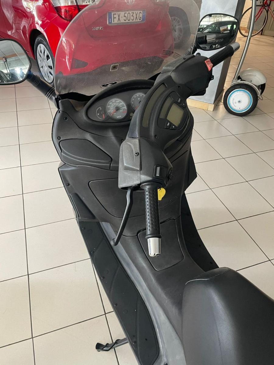 Piaggio - X9 250 -