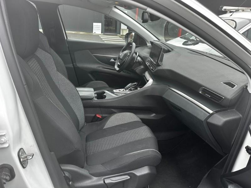 Peugeot 3008 BlueHDi 130 S&S EAT8 Active Pack