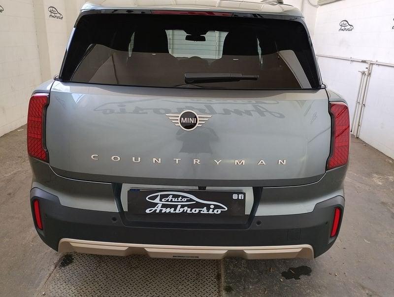 MINI Mini Countryman U25 Mini C Countryman Favoured tua da 389,00 al mese