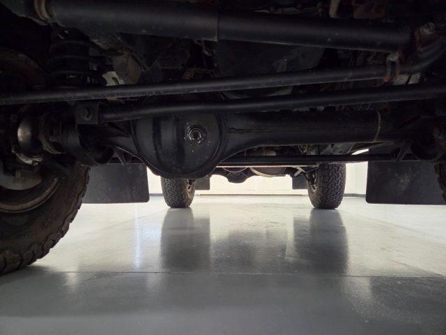 LAND ROVER Defender 90 2.4 TD4 AUTOVETTURA