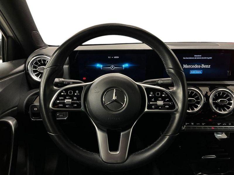 Mercedes-Benz Classe A A 180 d Sport Night edition auto