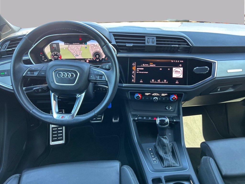 AUDI Q3 sportback 35 2.0 tdi s line edition quattro s-tronic del 2021