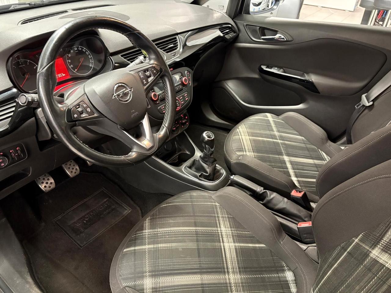 Opel Corsa 1.4 90CV GPL Tech 5 porte b-Color