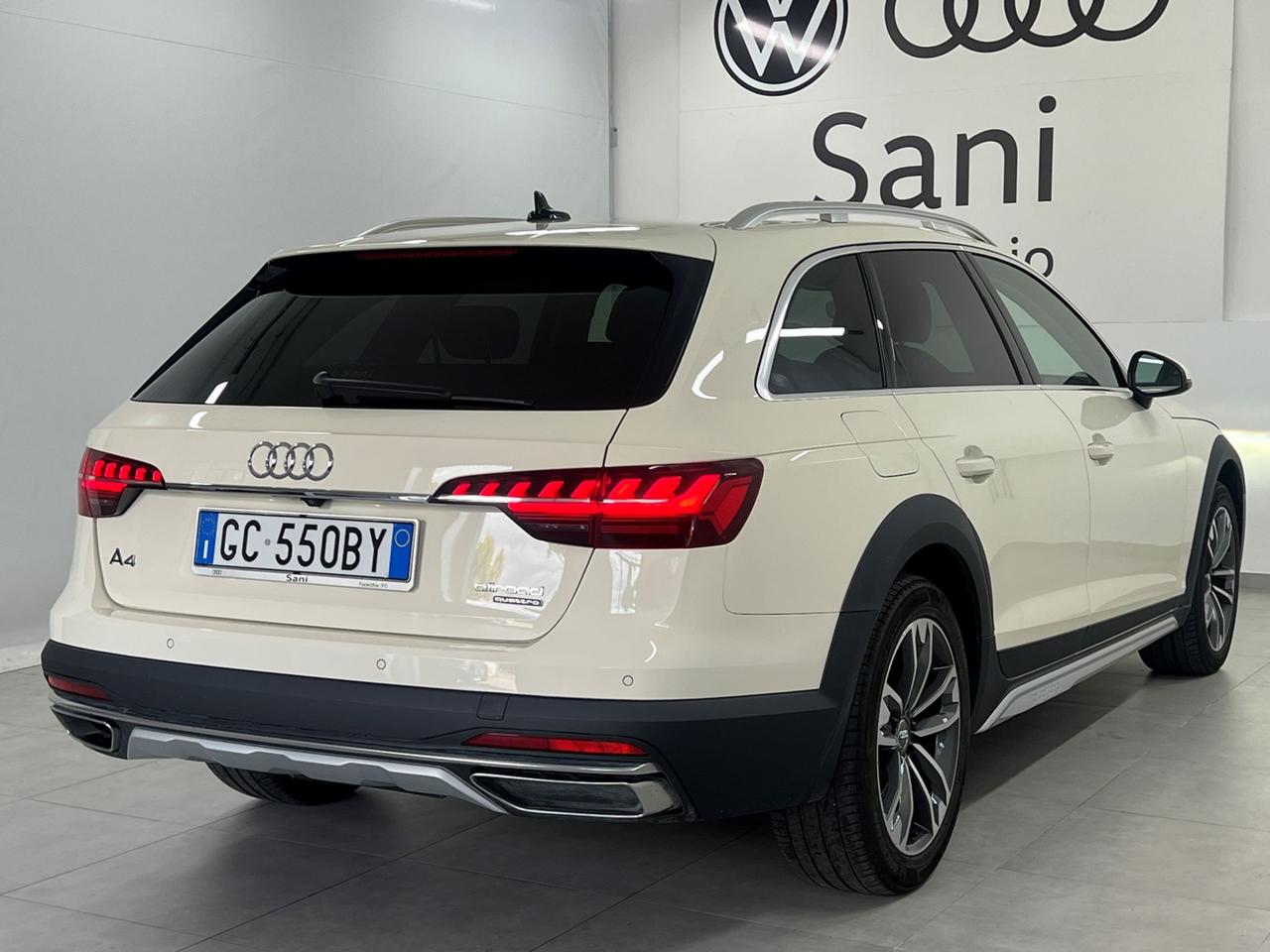 AUDI A4 V 2019 Allroad Quattro A4 Allroad 40 2.0 tdi mhev Identity Contrast quattro 204cv s-tronic