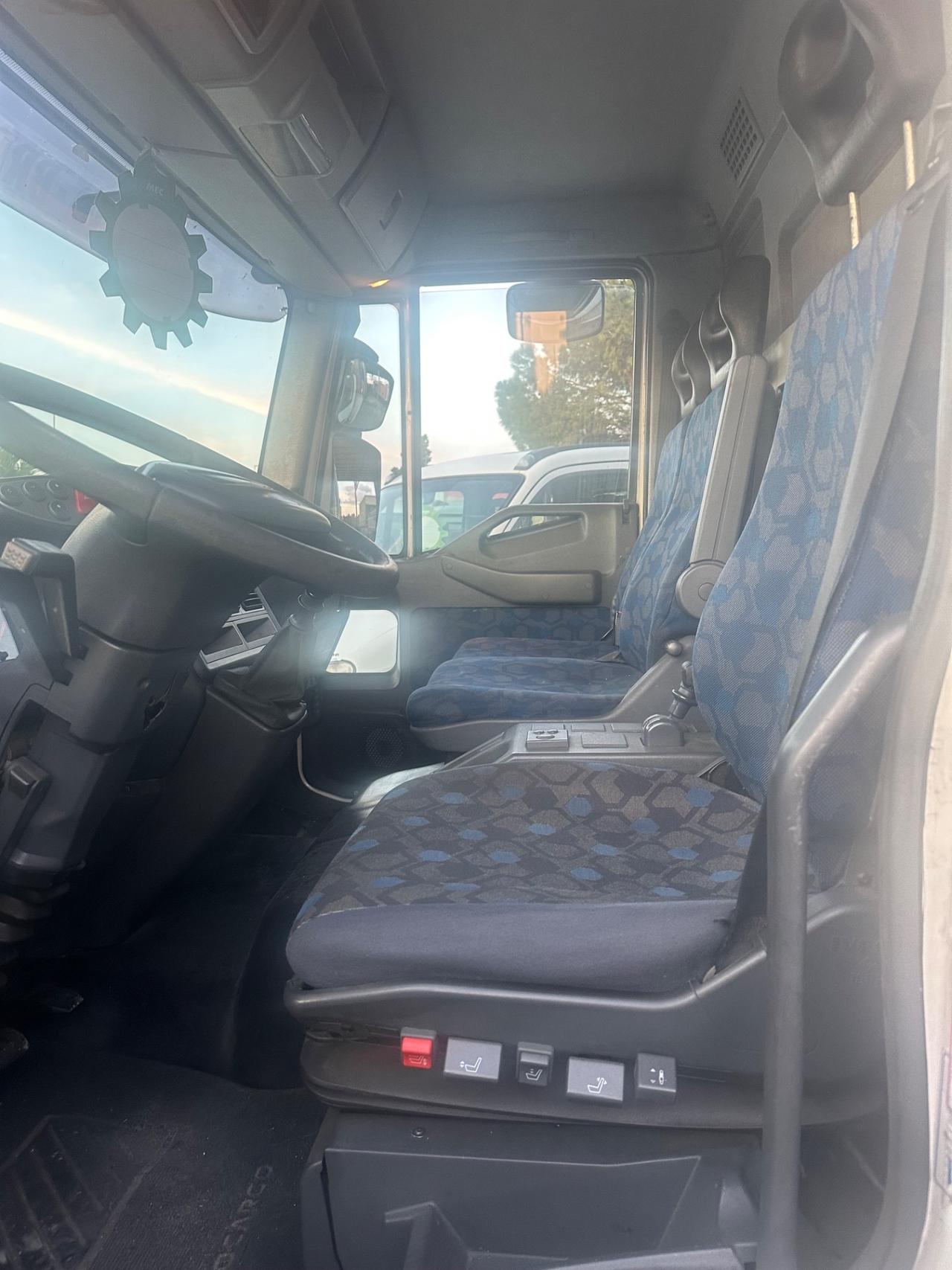 Iveco Eurocargo Centinato scorrevole