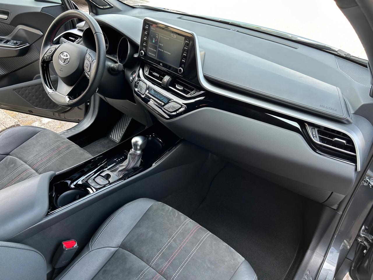 Toyota C-HR 2.0h Hybrid GR Sport e-cvt
