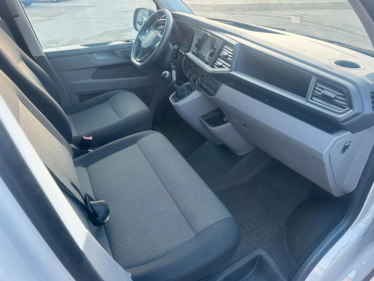 Volkswagen Transporter MINIVAN PP INCLUSO, GARANZIA 12 MESI