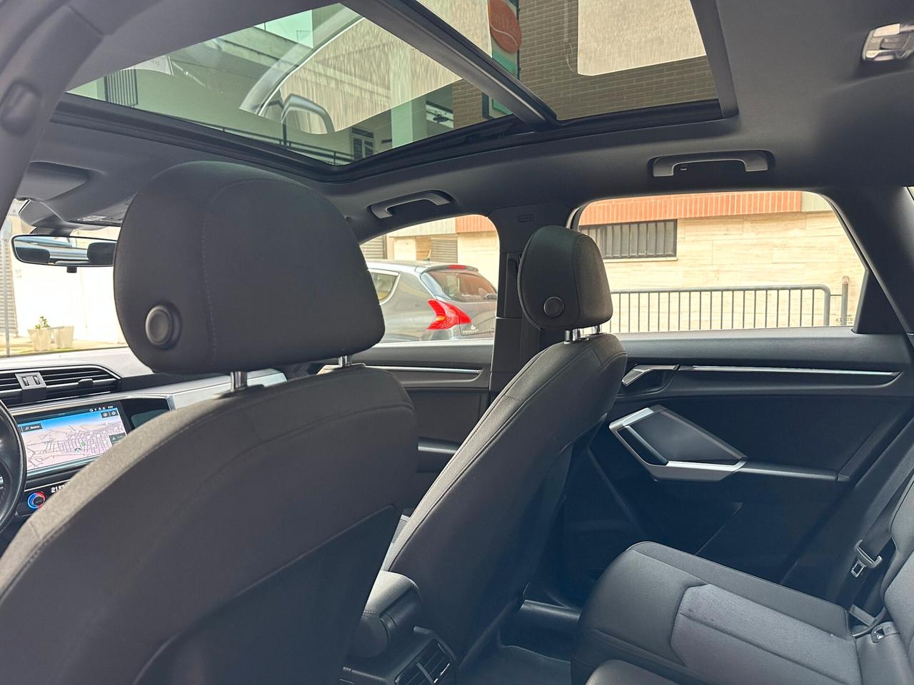 Audi Q3 2.0 TDI S tronic Advanced TETTO/FULL