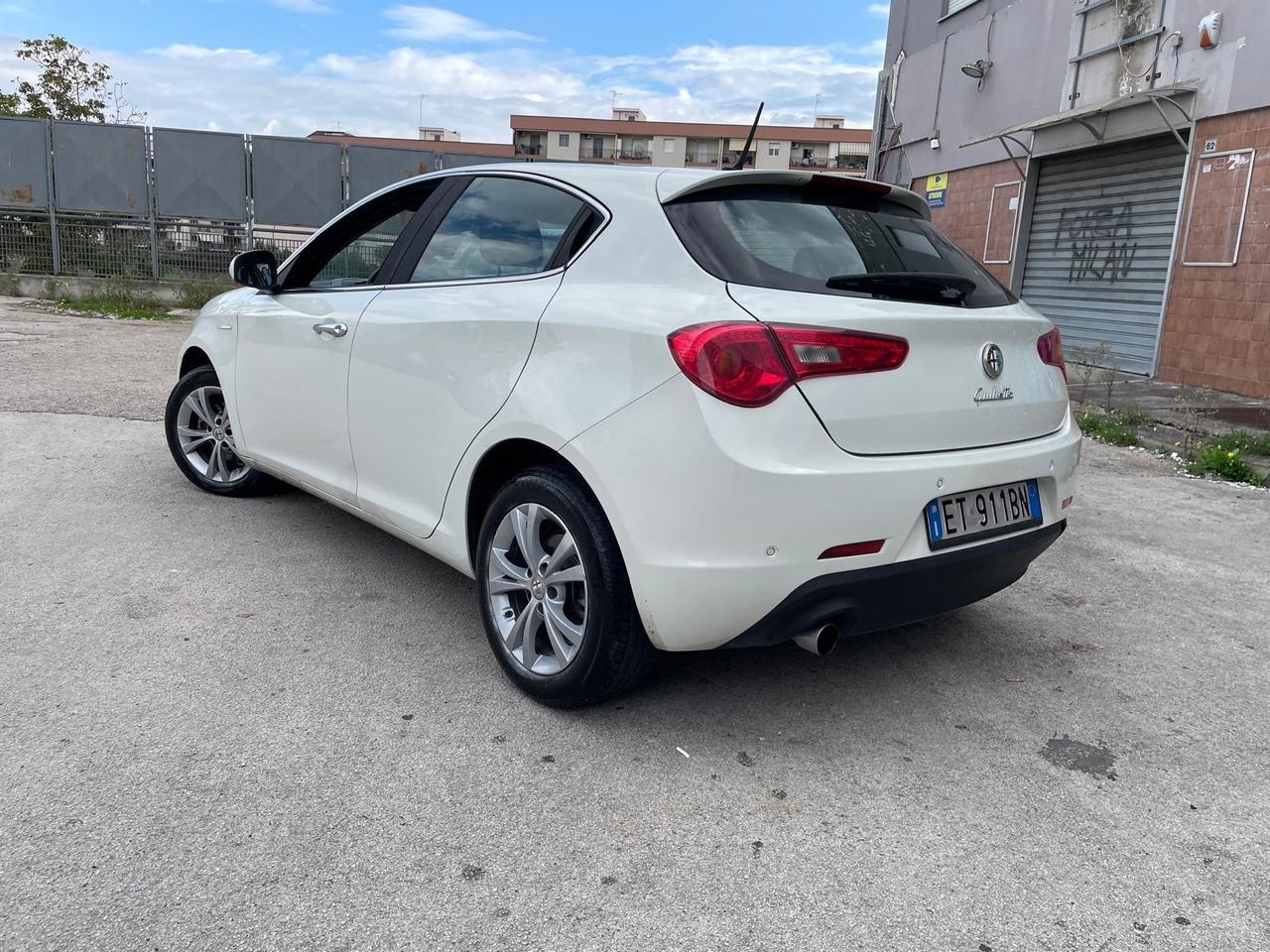 Alfa Romeo Giulietta 1.6 JTDm-2 105 CV Exclusive Full Perfett