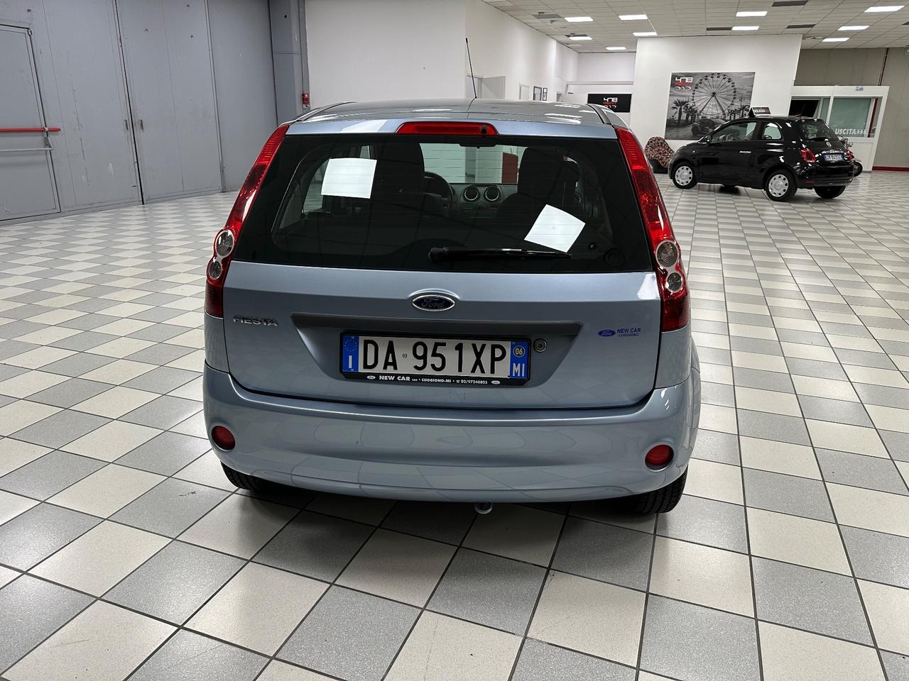 Ford Fiesta 1.2 16V 5p. Titanium