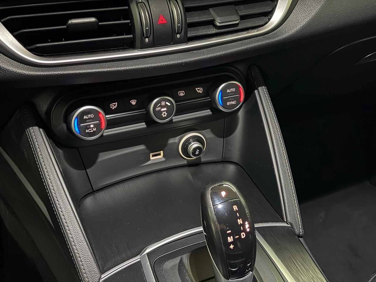 Alfa Romeo Stelvio 2.2 Turbodiesel 210 CV AT8 Q4 Super