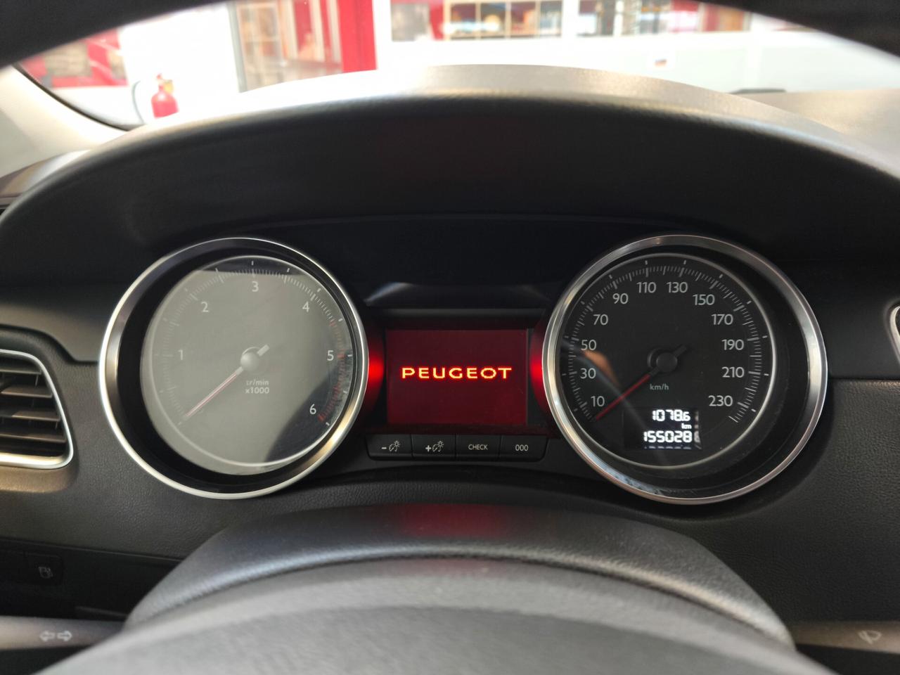 Peugeot 508 1.6 HDi 115CV SW Access