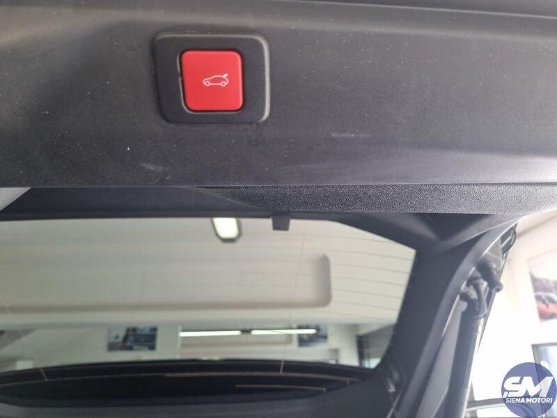Peugeot 3008 3008 Hybrid 136 e-DCS 6 GT