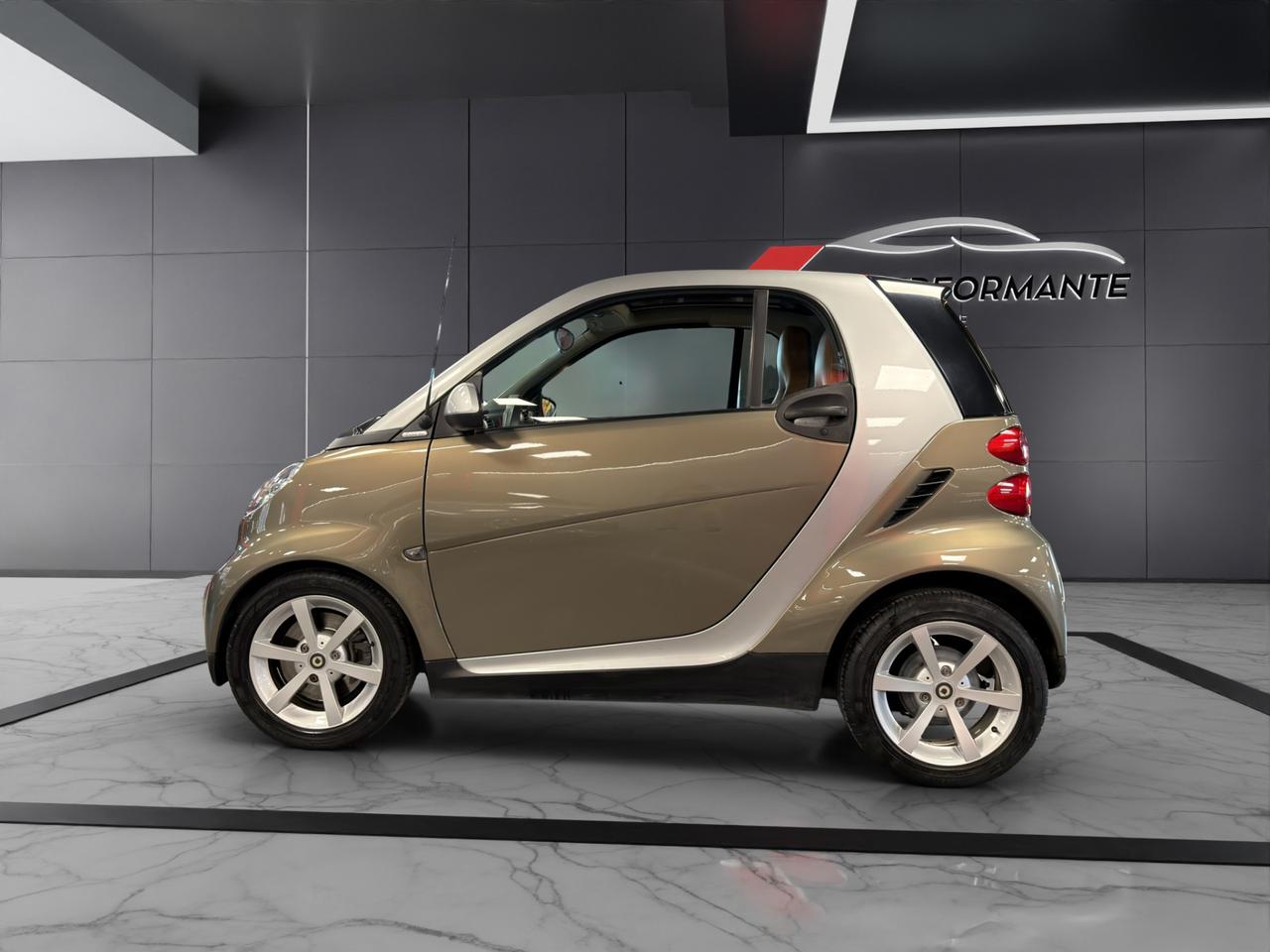 Smart fortwo coupe Fortwo 1.0 Pulse 71cv LIMITED ONE