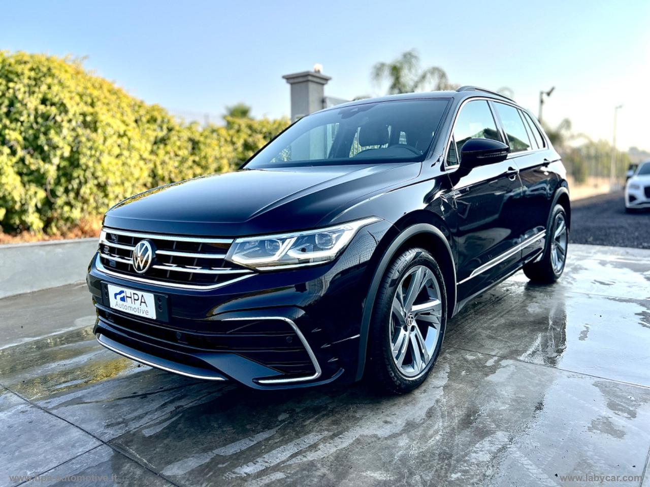 VOLKSWAGEN Tiguan 2.0TDI DSG R-LINE LED IQ-LIGHT NAVI PELLE