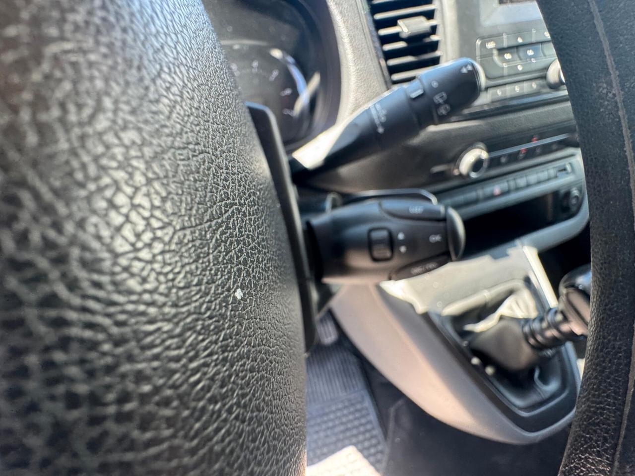 OPEL VIVARO 1.5D 120CV 9 POSTI PASSO LUNGO IVA