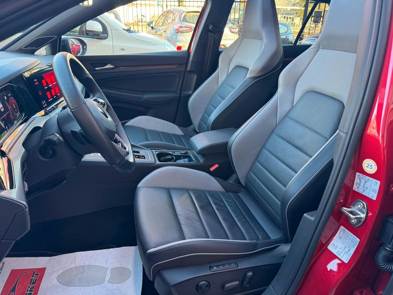 Volkswagen Golf 2.0 tdi GTD 200cv dsg TETTO PELLE IQ