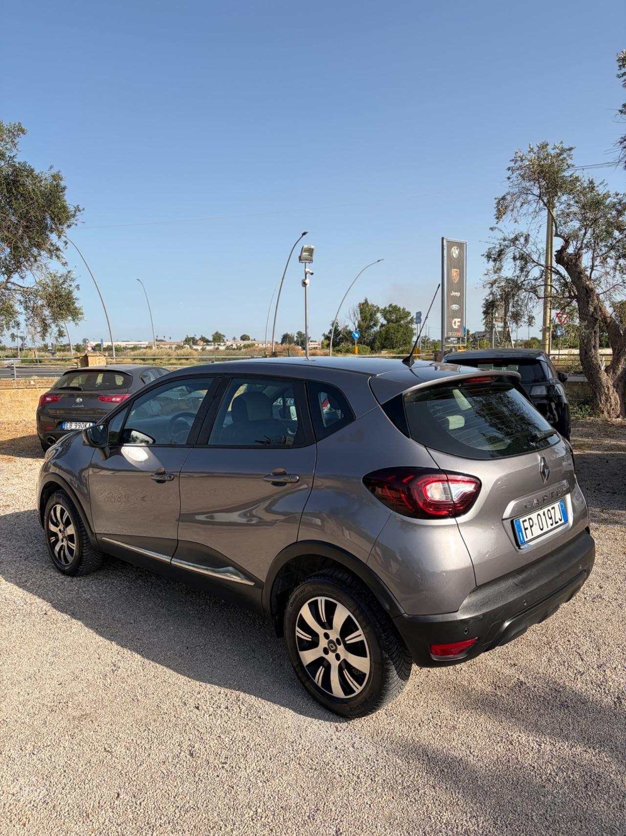 Renault Captur dCi 8V 90 cv full distribuzione appena fatta!!