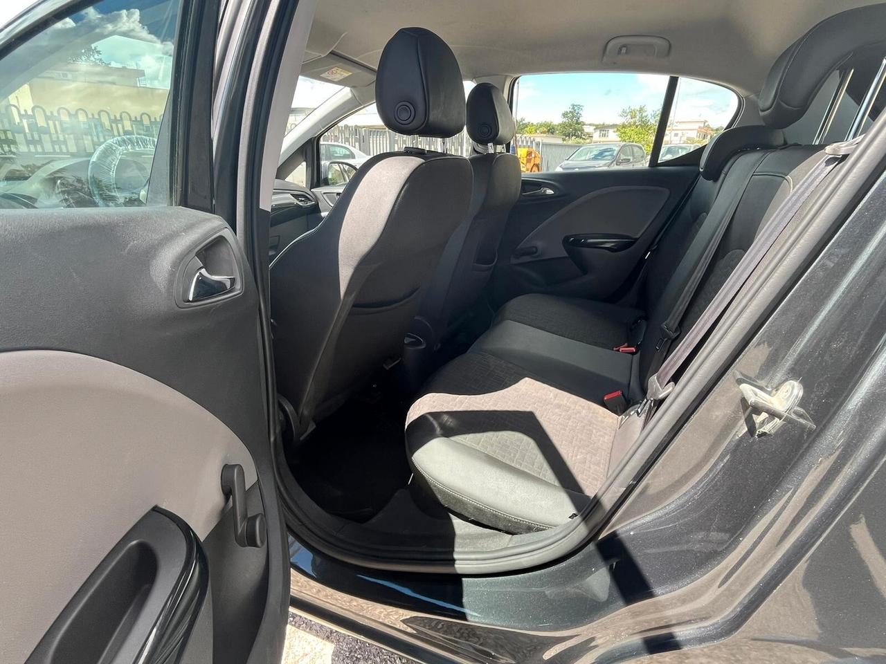 Opel Corsa 1.4 90CV GPL Tech 5 porte Innovation neop/ car play/lega/faro led