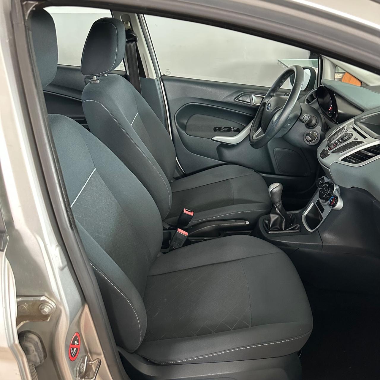 Ford Fiesta 1.4 TDCi 5p. Titanium